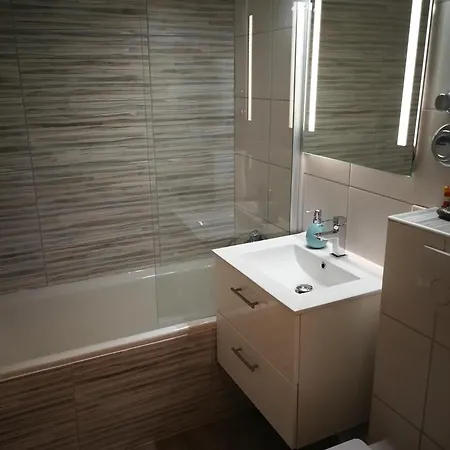 Cozy Tampen-meerseite- Burgtiefe auf Fehmarn